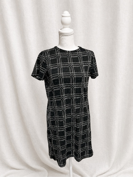 antistar Dresses & Skirts - Classic Black Plaid Short-Sleeve Dress